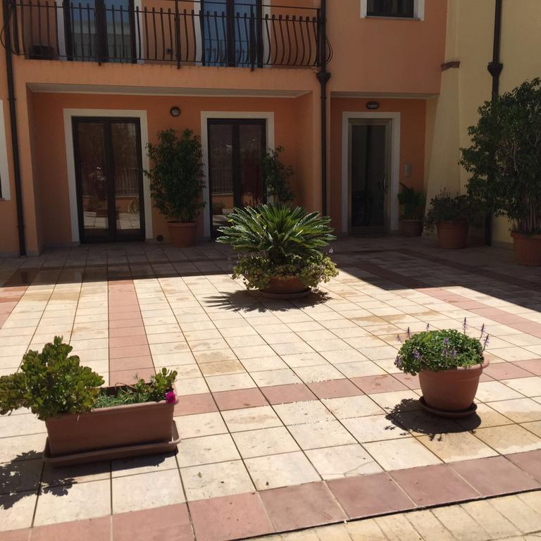 Bertolottu Residence Apartments Tortolì Zewnętrze zdjęcie