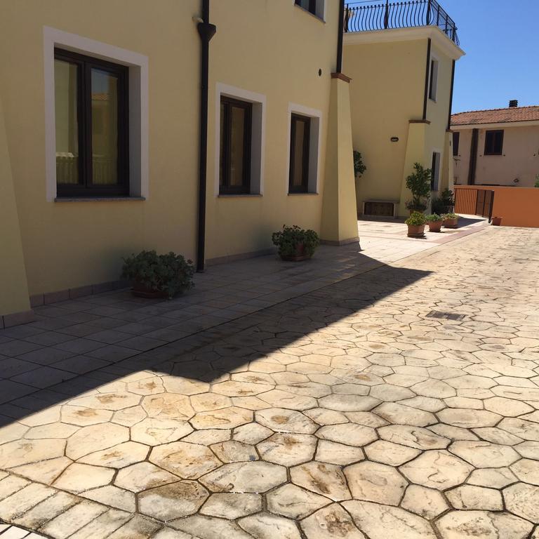 Bertolottu Residence Apartments Tortolì Zewnętrze zdjęcie